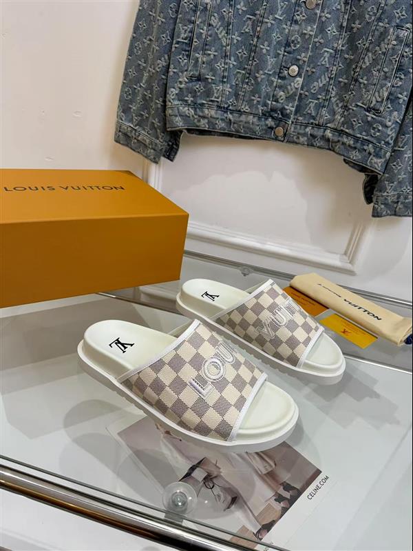 20251128184543830 210